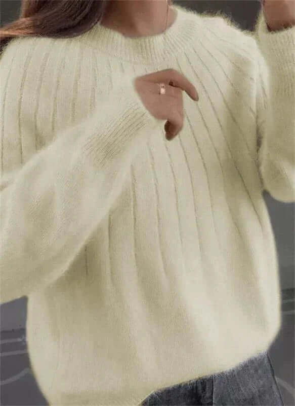 Damski miękki sweter z kaszmiru lub podobny