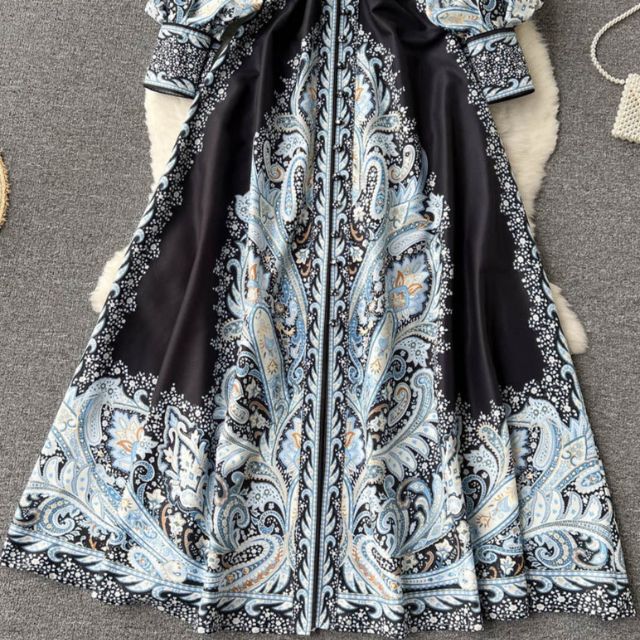 Aribella| Rochie în linie A cu imprimeu floral