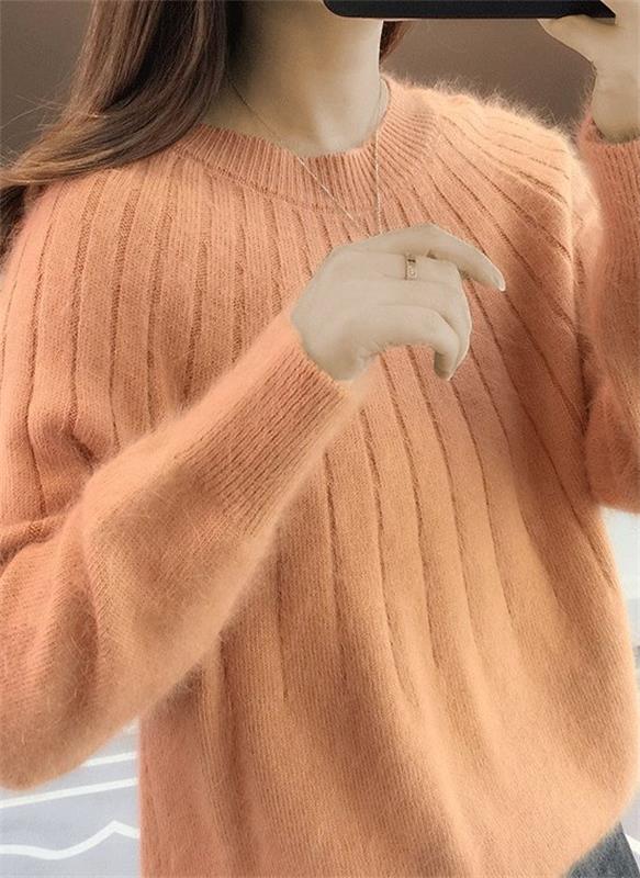 Women's Soft Cashmere Sweater | Warm and Elegant