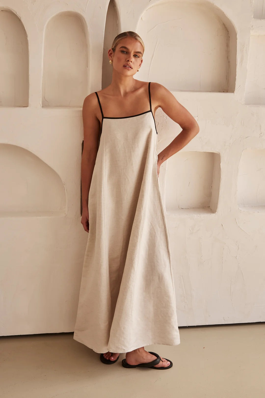 Dámské špagetové šaty maxi | Elegantní svatební hostinský styl